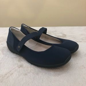 STRETCHIES MARGARET ll MARY JANE SHOES.